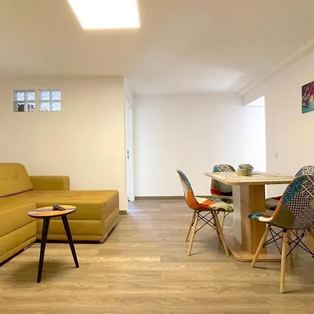 Well Prettyplaces 001 Apartment Brasov